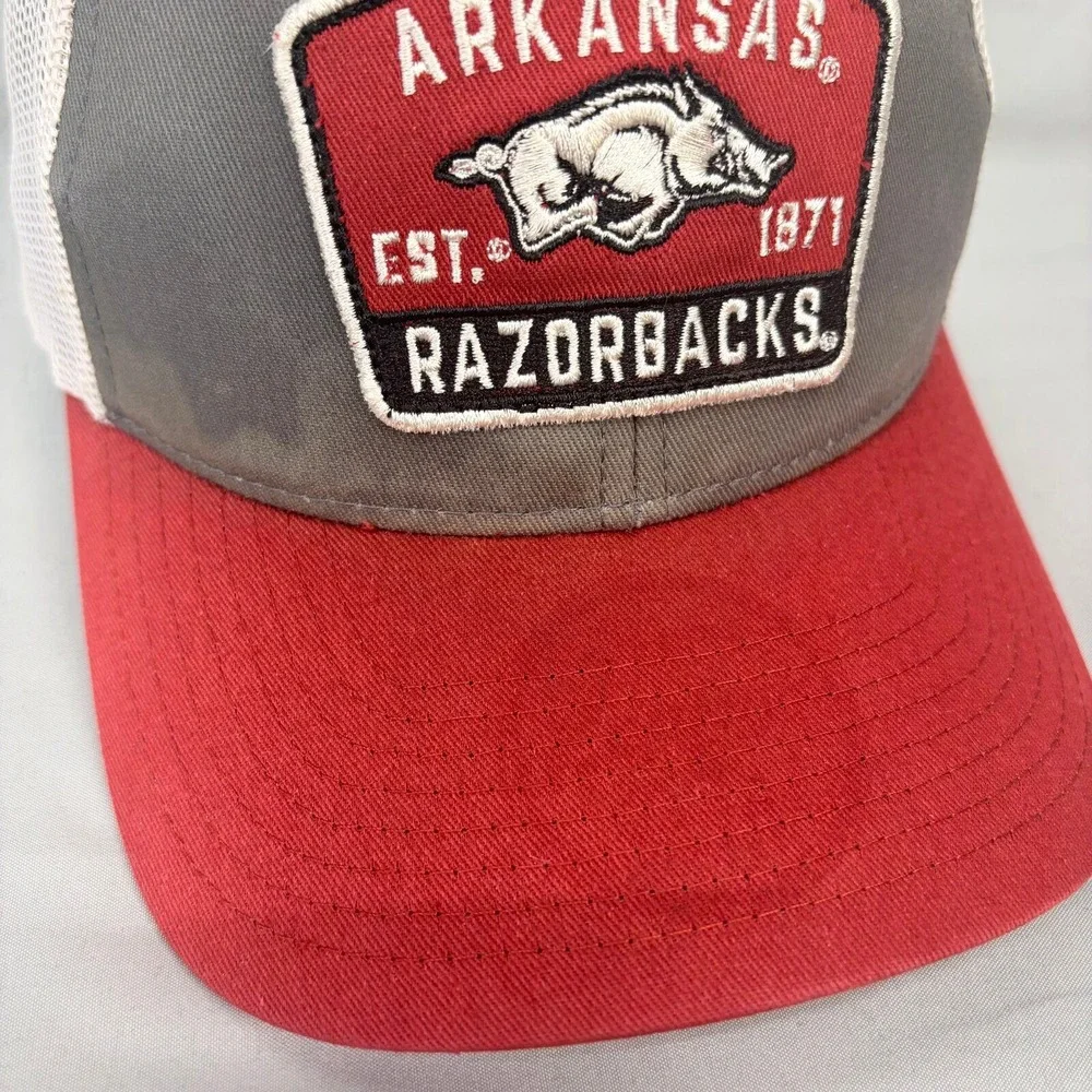 Zephyr Arkansas Razorbacks Trucker Hat Mens OSFA Red Grey Snapback Mesh Cap